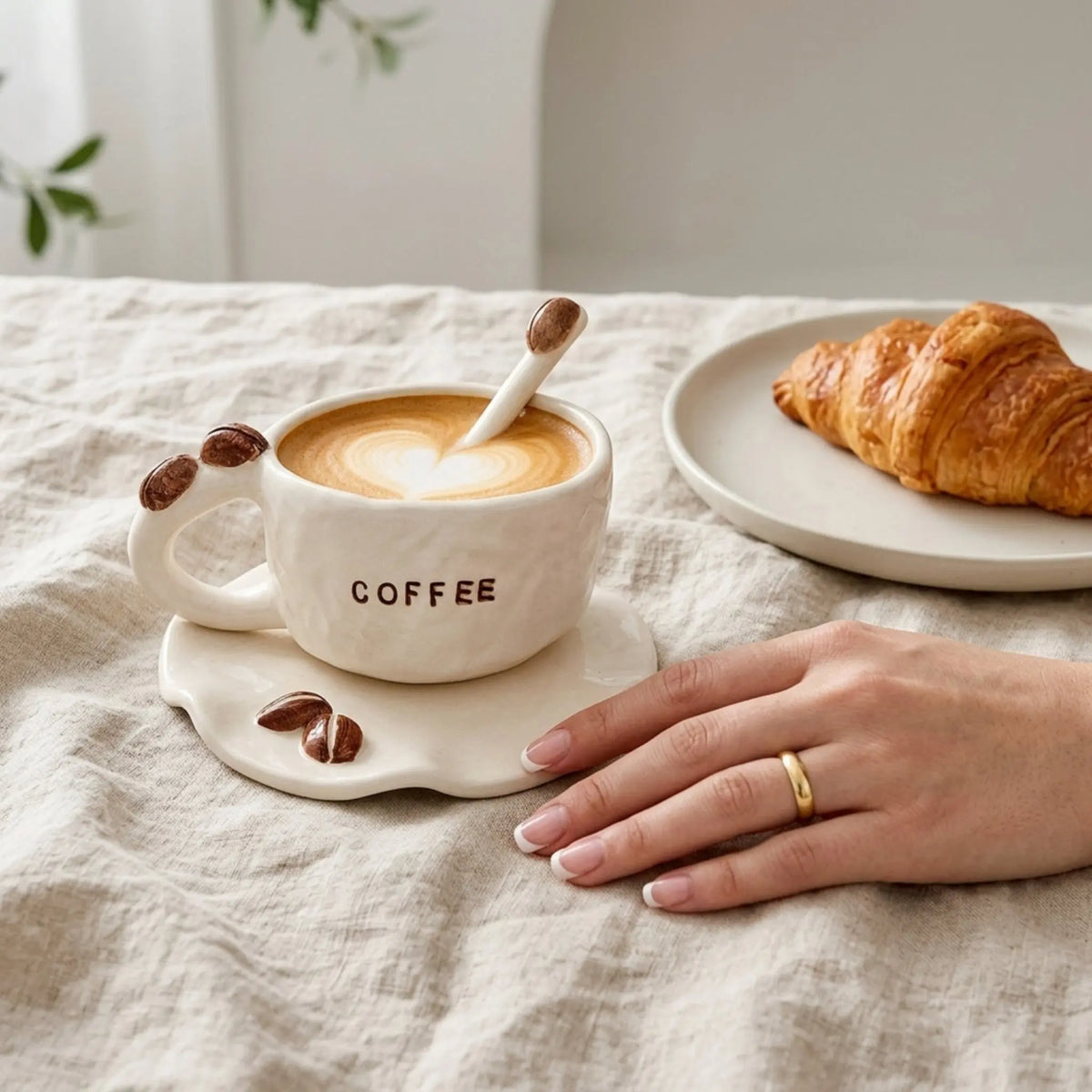 Tasse coffee originale grains café 3D sculptés
céramique artisanale fait main Tunisie — Fiolla Home