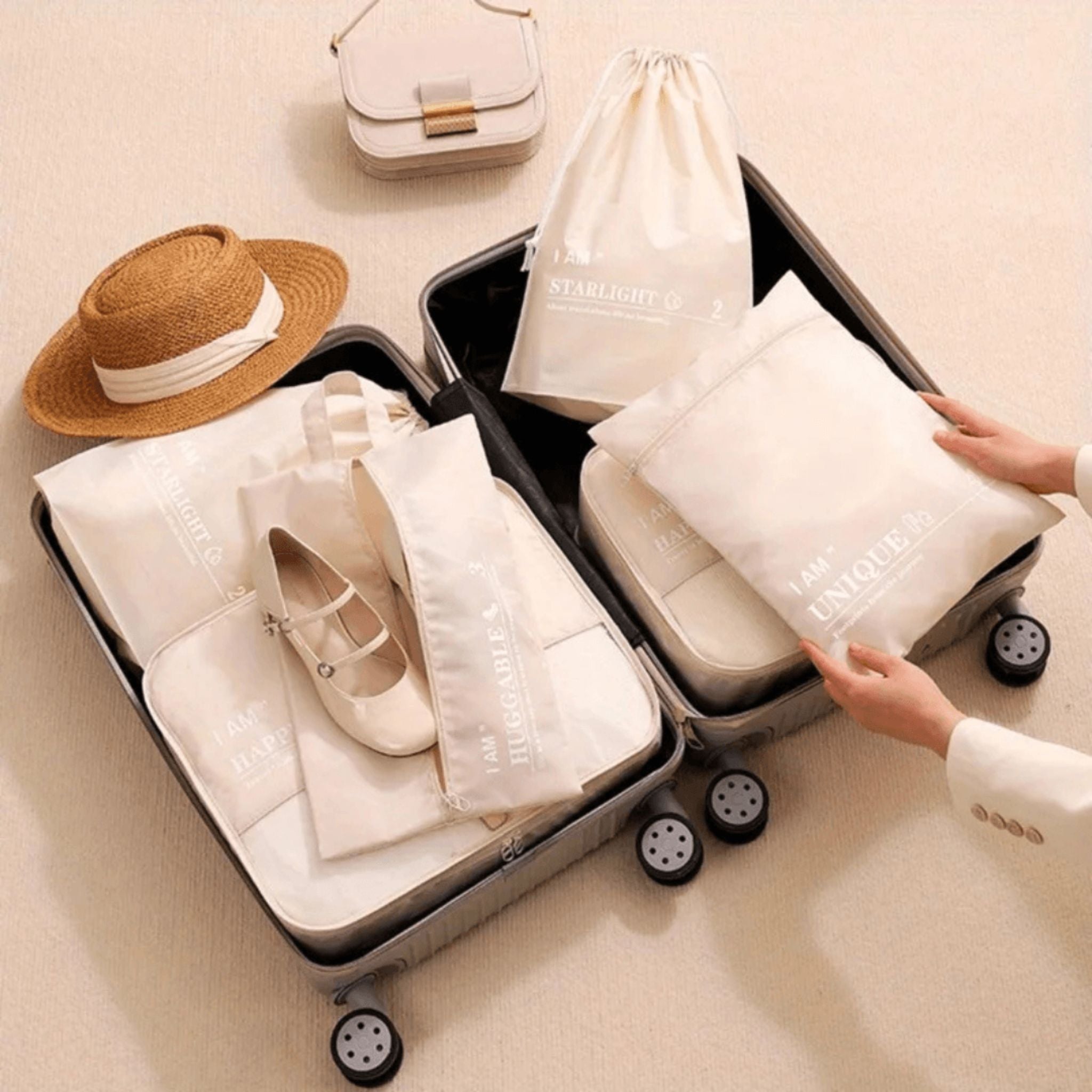 Organisateurs de voyage beige en Tunisie par Fiolla Home 