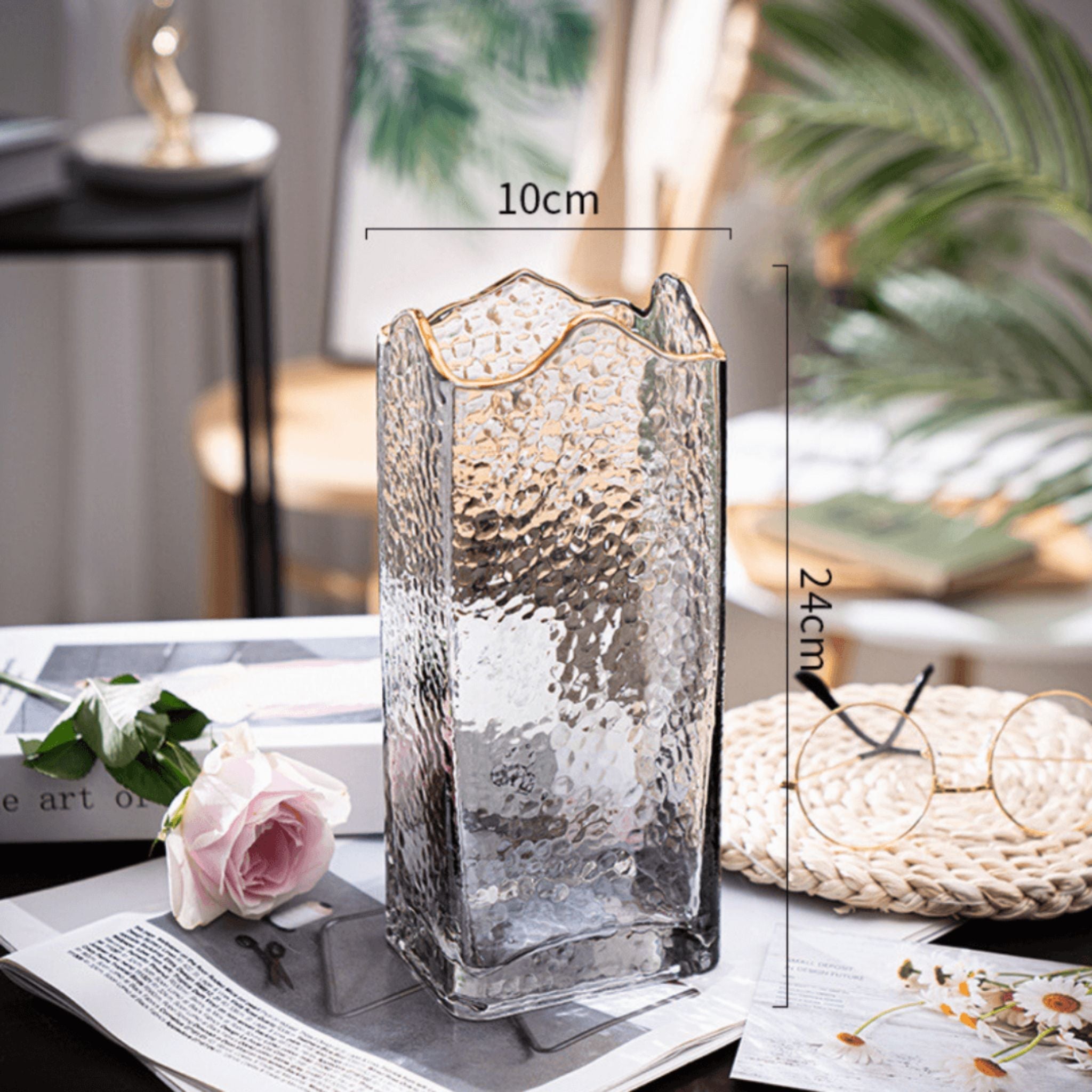 Vase en Verre avec Bordure Dorée - Élégance et Luxe | Fiolla Home - Fiolla Home